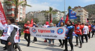 Öztürk: "İşçilerimiz için, çiftçilerimiz için, emekçilerimiz için alanlardayız''