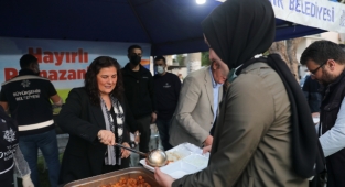 BAŞKAN ÇERÇİOĞLU VATANDAŞLARLA İFTAR SOFRALARINDA BULUŞMAYA DEVAM EDİYOR