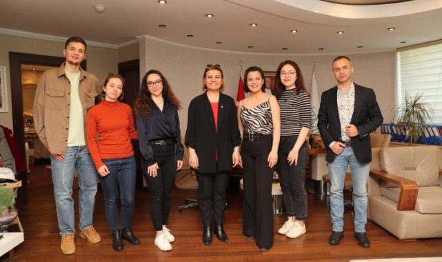 Başkan Hürriyet Kocaeli İzmit'te genç doktor adaylarını ağırladı