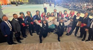 Bursa İnegöl Belediyesi Halk Dansları Topluluğu Özbekistan'da 3. oldu