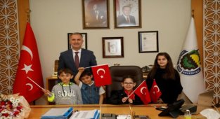 Bursa İnegöl Belediyesi'nde makamlar çocukların oldu