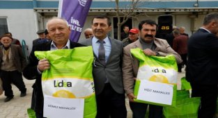Bursa İnegöl Belediyesi'nden yağlık ayçiçeği üretimine dev destek