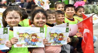 Bursa Osmangazi'de kitap şenliği