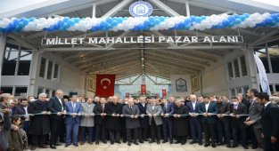 Bursa Yıldırım'da pazarcının da vatandaşın da yüzü gülüyor