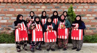 Bursa'da üreten kadınlara 'Yıldırım' destek