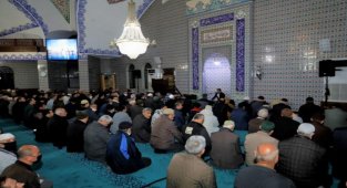 Dünya 1'incisi Hafız Muhammed Recep Bursa İnegöl'de cemaatle buluştu