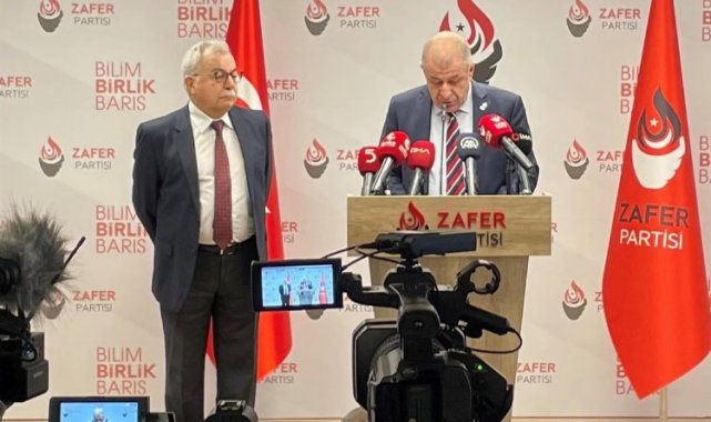Eski Bakan Şükrü Sina Gürel Zafer Partisi'nde