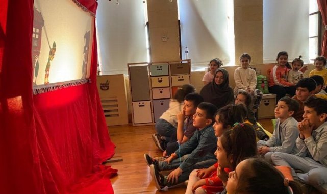 Gaziantep'te 23 Nisan dolu dolu geçiyor