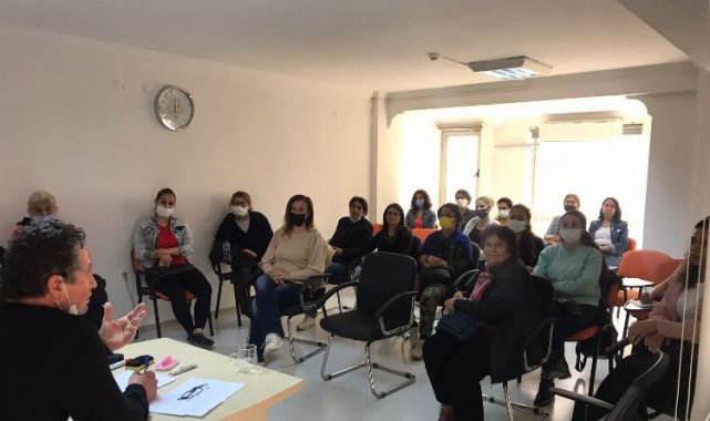 İzmir Çiğlili kadınlar dijital mecraya adım atıyor