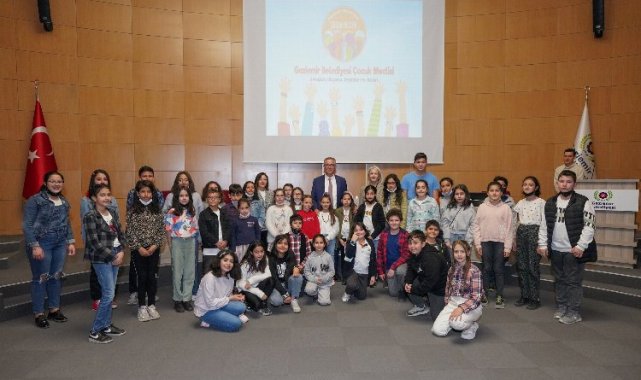 İzmir Gaziemir Belediyesi Çocuk Meclisi yola çıktı