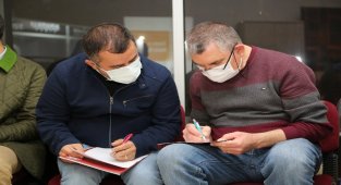 İzmir'de Gaziemir'in süper babaları