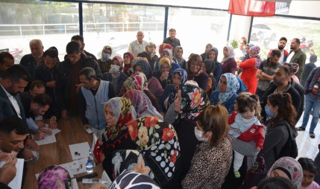 Kilis'te bin çocuğa bayramlık