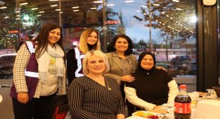Kocaeli İzmit'in girişimci kadınları iftarda buluştu