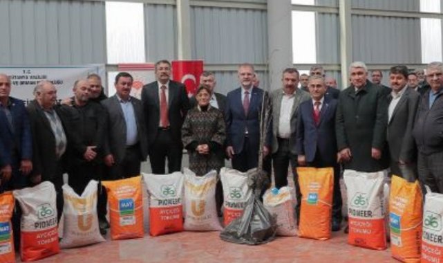 Kütahya'da çiftçilere tohum ve fide desteği