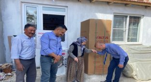Manisa Büyükşehir'in sosyal eli Mevliye teyzeye uzandı