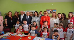 Niğde'de çocuklar Gülben ile güldü
