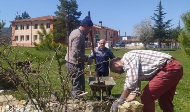 Okul yöneticisinin ara tatilde hummalı çalışması