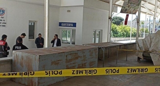 Sabah saatlerinde pazar yerine gelenler karşılaştıkları manzarayla şoke oldu