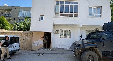 Adıyaman Kahta ilçesinde Özel Hareket destekli operasyon