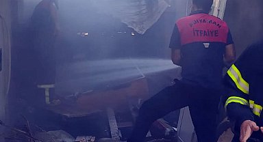 Adıyaman'da bir evin odunluğunda yangın çıktı