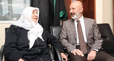 "Annelerimizin kıymetini her gün bilelim"