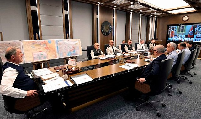 Bakan Akar'dan komutanlara 'Pençe' talimatı