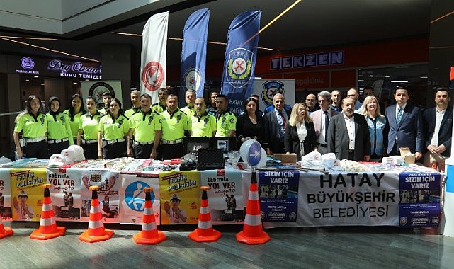 Bilecik Pazaryeri ilçesinde "Yayalar için 5 adımda güvenli trafik" uygulaması yapıldı