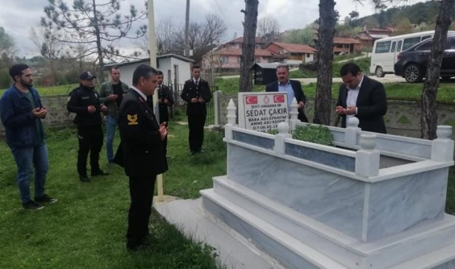 Bilecik Pazaryeri'nde protokolden şehit ailelerine ziyaret