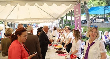 Bursa'da huzurevinde 'kermes'li moral
