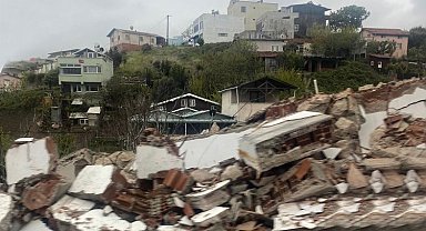 Bursa'da Mudanya Ayazma sahilinden 'yıkıma karşı' durdular