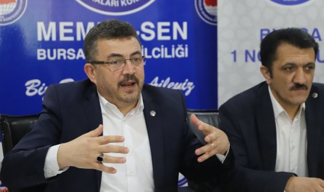 Bursa'da sendikalı eğitimcilerden 'kararlı duruş' vurgusu