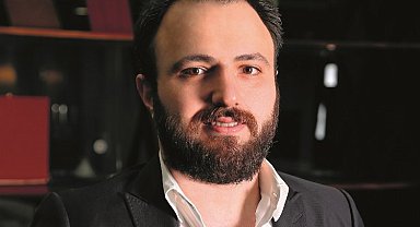 Bursalı, Amerikan İş Ödülleri'nde bir ilke imza attı