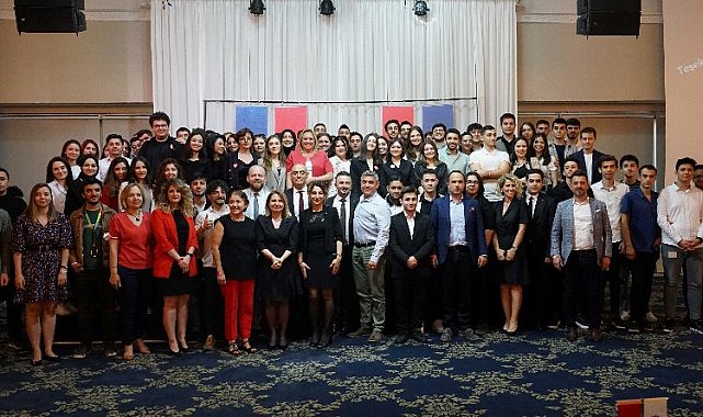 CEV'de gençliğin 'gelecek'le buluşması