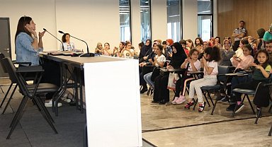 Çocuklar, Yazar Ayşegül Dede ile eğlenceli vakit geçirdi