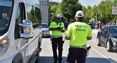 Emniyet ve Jandarma'dan eş zamanlı uygulama: 16 gözaltı