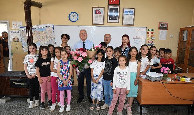 Gönüllü öğrencilerden İzmir Kavacık'ta anlamlı proje