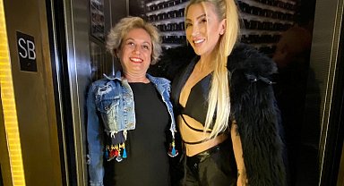 Hande Yener NewYork'lu Türkleri coşturdu