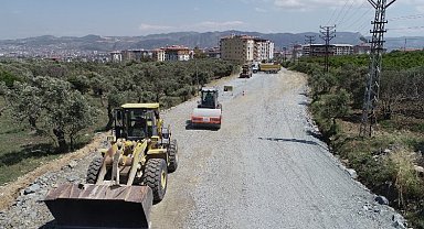 Hatay Karlısu Mahallesi asfaltlanıyor