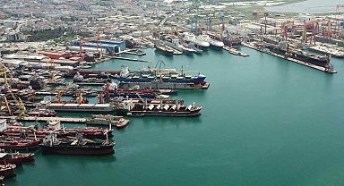 İstanbul Tuzla'daki tersanede 4 işçi gazdan zehirlendi
