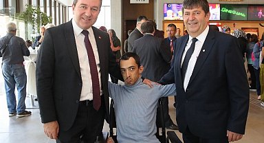 İzmir Bergama'da Engelliler haftasında anlamlı sergi