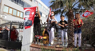 İzmir Güzelbahçe'de 19 Mayıs coşkusu