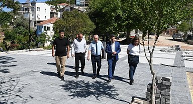 İzmir Karabağlar'da Kavacık Meydan Projesi hızla ilerliyor