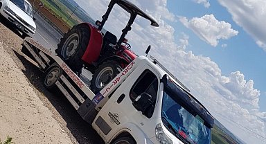 Kablo yüklü traktör devrildi: 1 yaralı