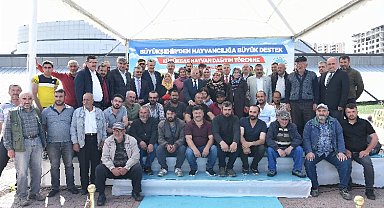 Kayseri'de 13 milyon TL'lik projede 3 bin 200 adet küçükbaş dağıtıldı