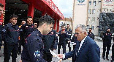 Kayseri'de 16 itfaiyeciye katılım belgeleri verildi