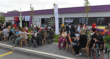 Kayseri'de 'engelsiz' bahar şenliği