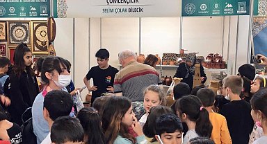 Kınık Çömlekçiliği El Sanatları Festivaline renk kattı