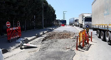 Kocaeli Gebze TIR garajları bölgesinde yol onarımı