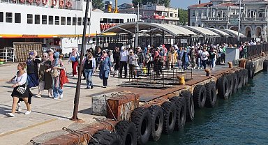 Kocaeli İzmit Belediyesinin Büyükada turunda kadınlar ve çocuklar gönüllerince eğlendi