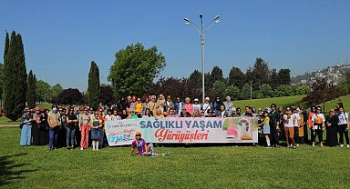 Kocaeli İzmitli kadınlar, bu kez 19 Mayıs için yürüdü